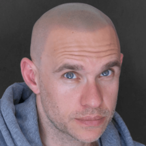 does scalp micropigmentation last long?